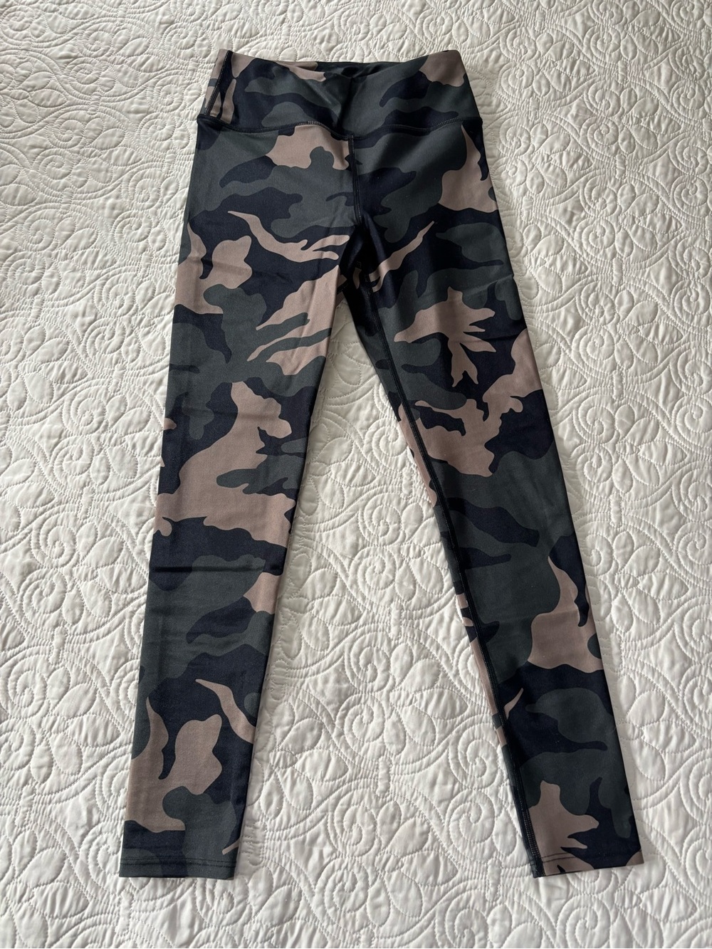 Noli Liquid Leggings In Camo Print
